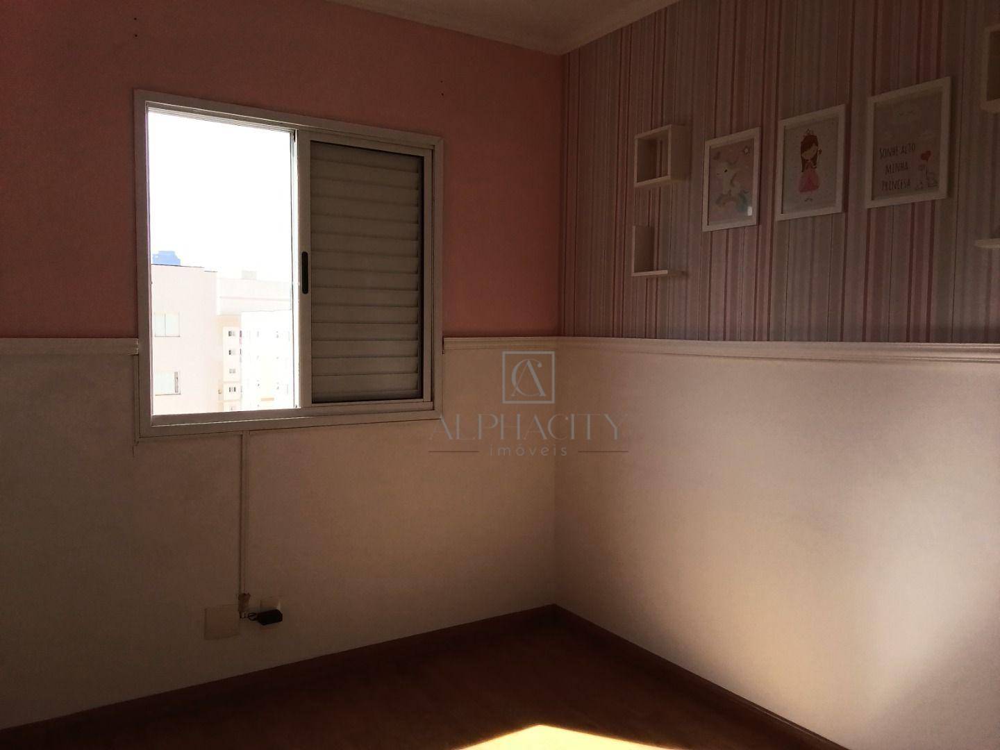 Apartamento à venda com 2 quartos, 58m² - Foto 11