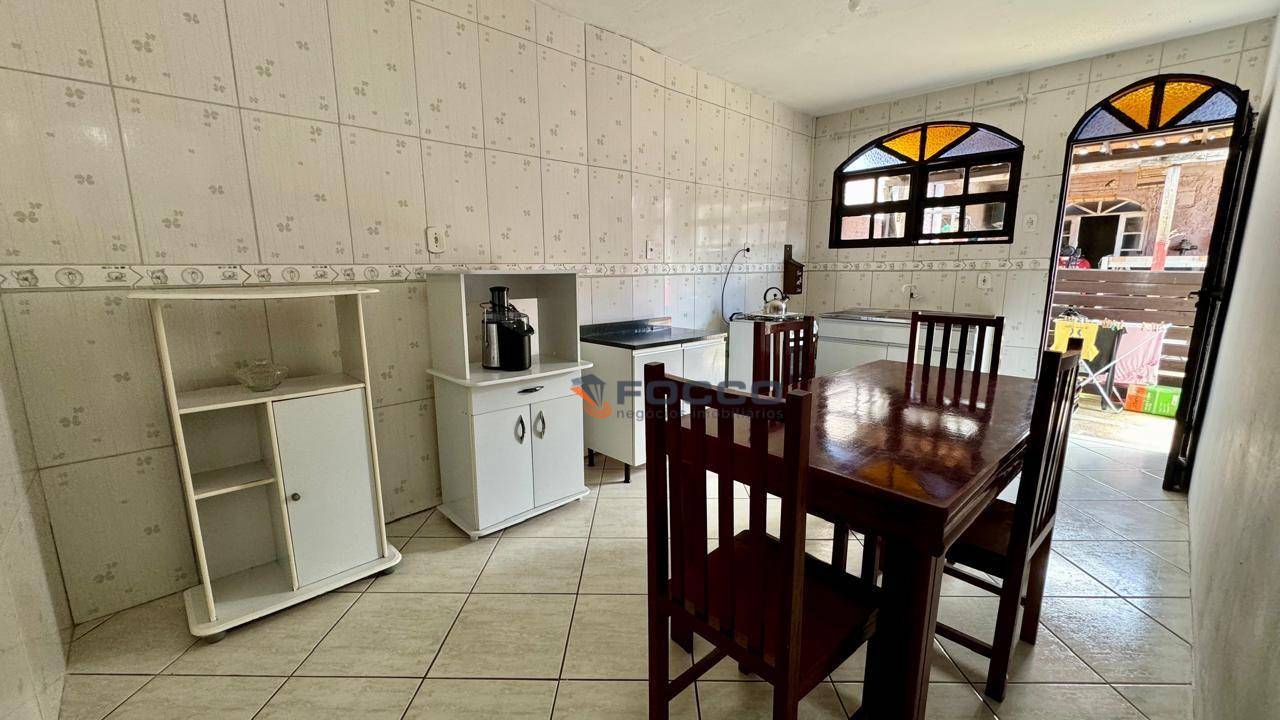 Casa à venda com 3 quartos, 170m² - Foto 16