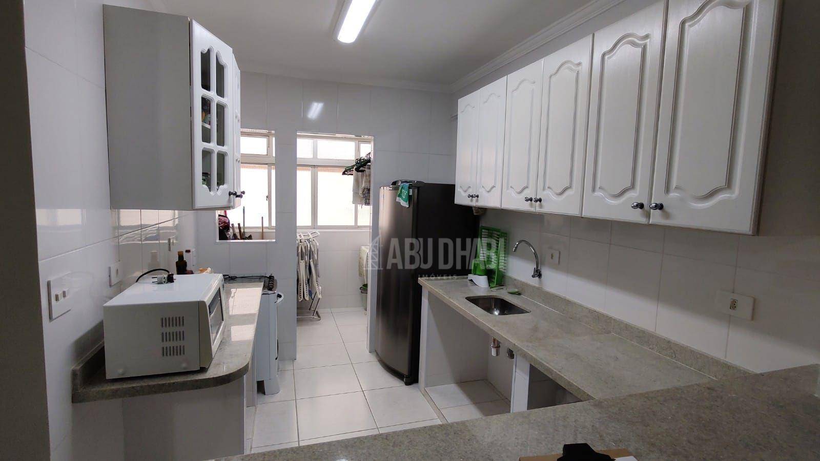 Apartamento à venda com 3 quartos, 65m² - Foto 1