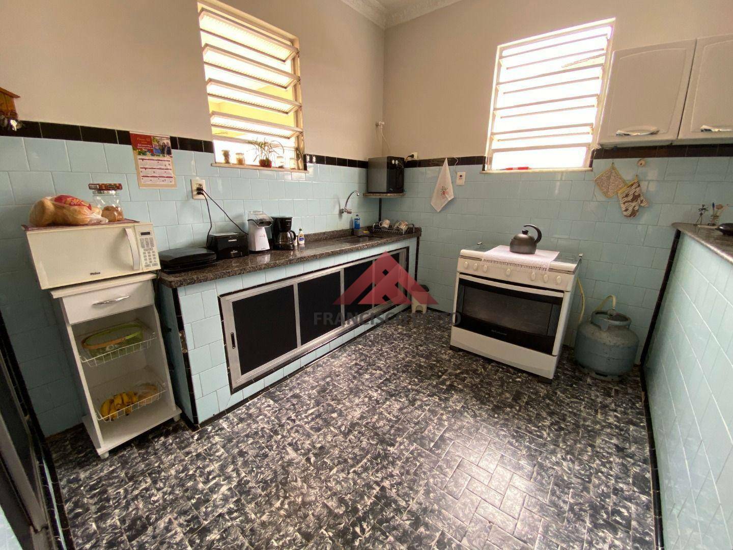 Casa à venda com 5 quartos, 160m² - Foto 15