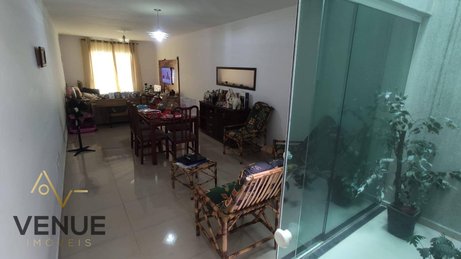 Sobrado à venda com 3 quartos, 200m² - Foto 13