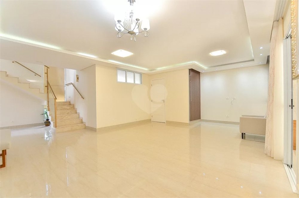 Casa à venda com 4 quartos, 320m² - Foto 5