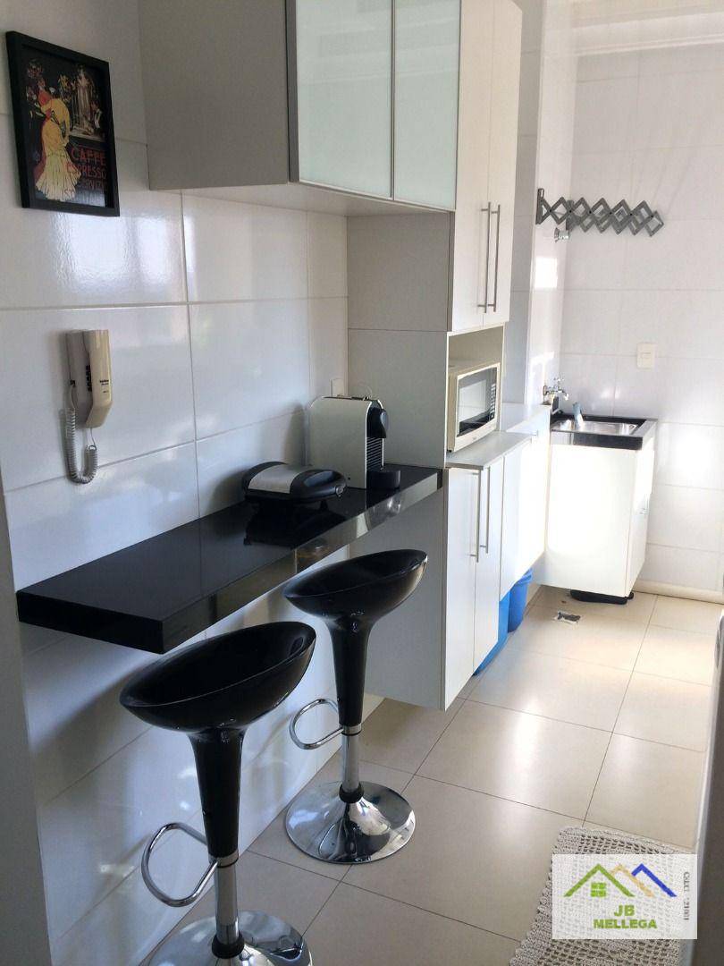 Apartamento à venda com 2 quartos, 71m² - Foto 2