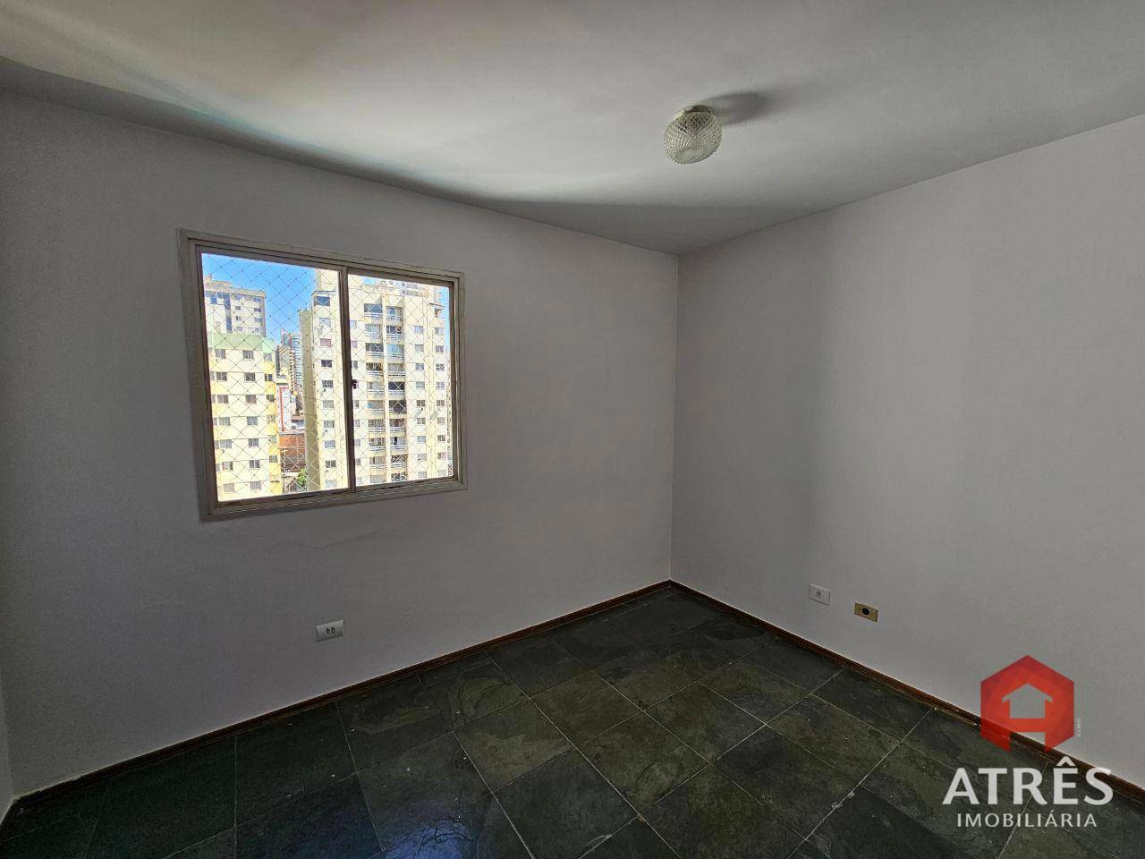 Apartamento para alugar com 3 quartos, 80m² - Foto 10