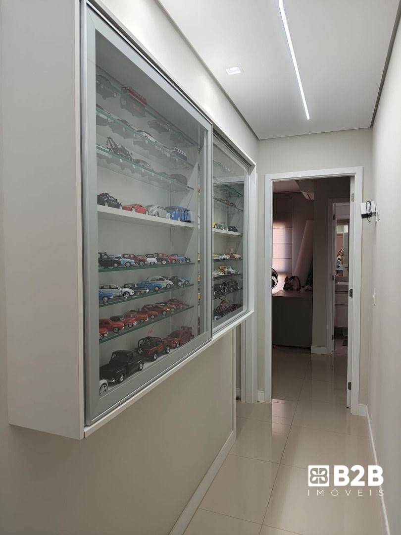 Apartamento, 3 quartos, 159 m² - Foto 4