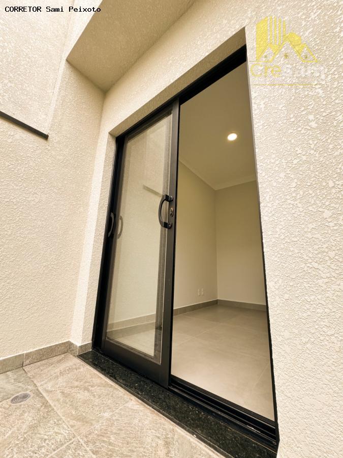 Casa à venda com 3 quartos, 250m² - Foto 5