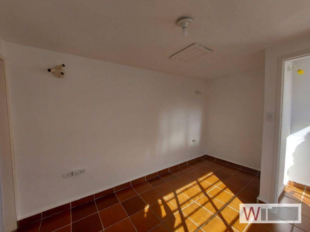 Casa de Condomínio à venda com 4 quartos, 200m² - Foto 11