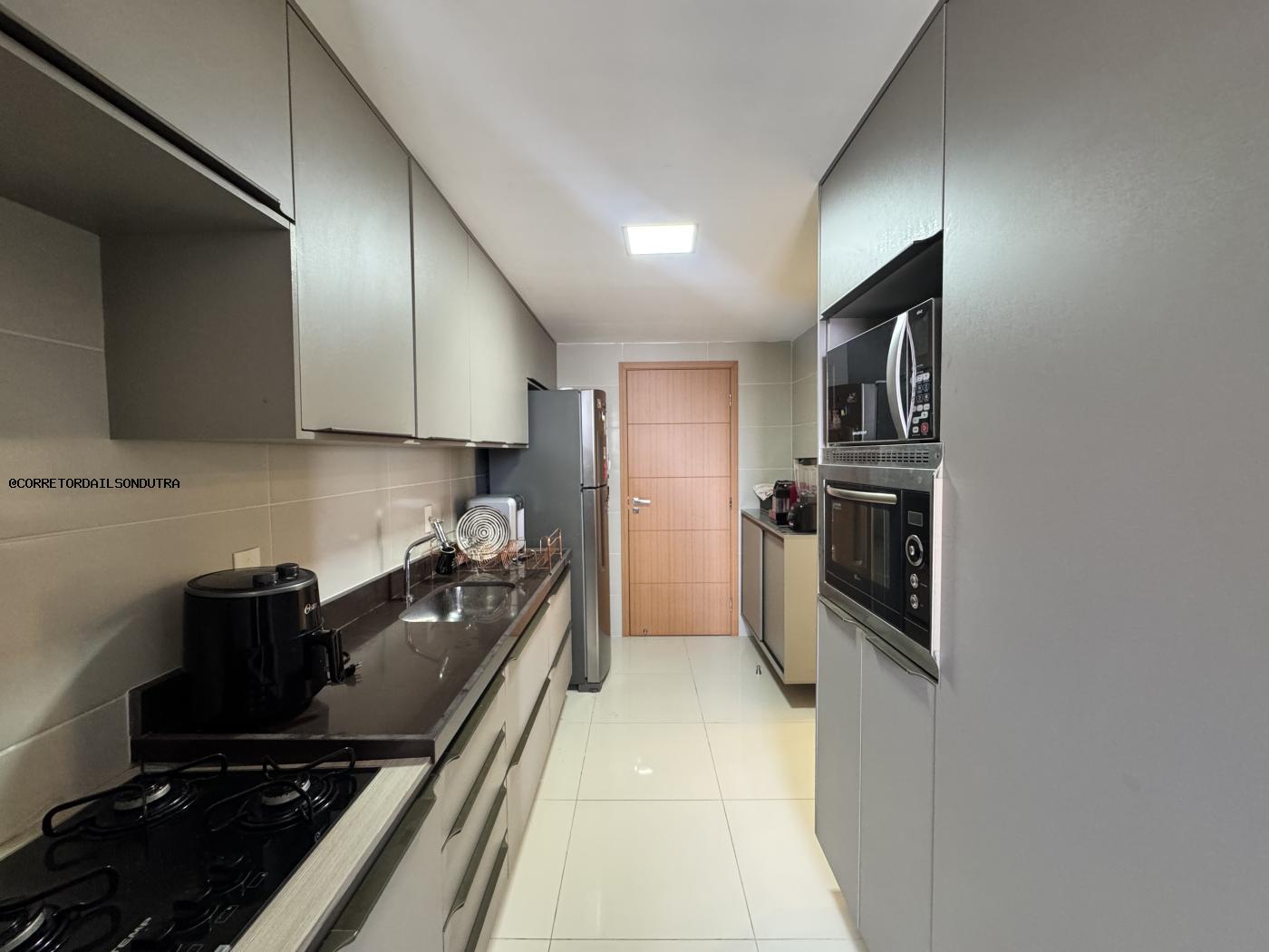 Apartamento à venda com 3 quartos, 105m² - Foto 11