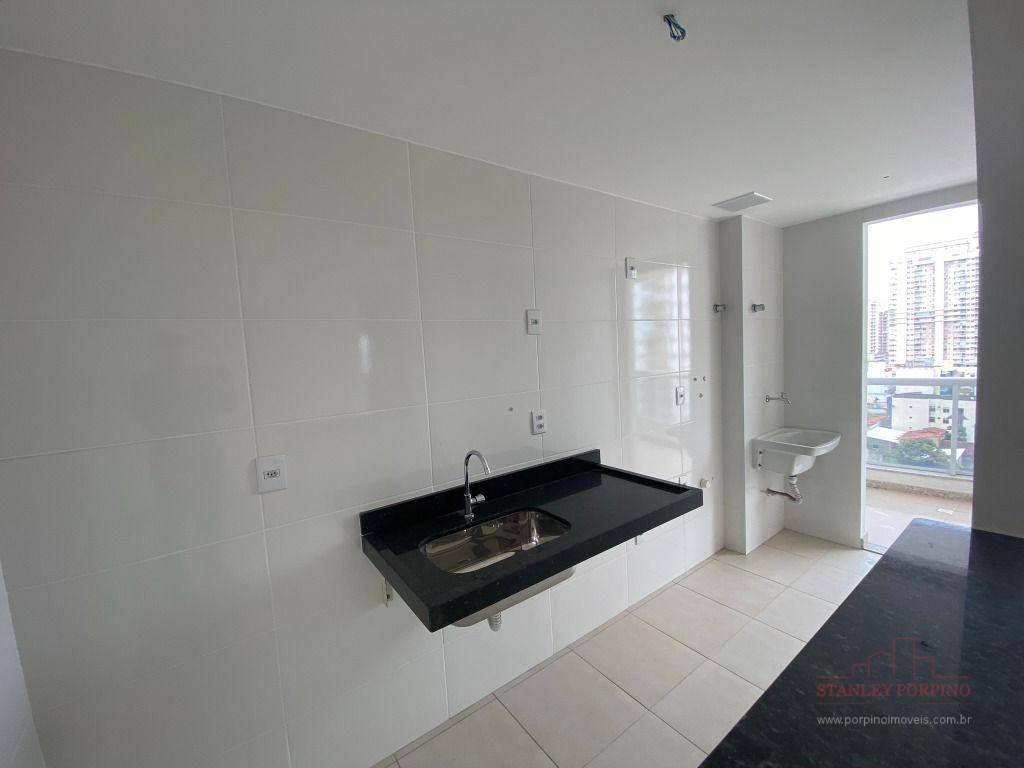 Apartamento à venda com 3 quartos, 70m² - Foto 3