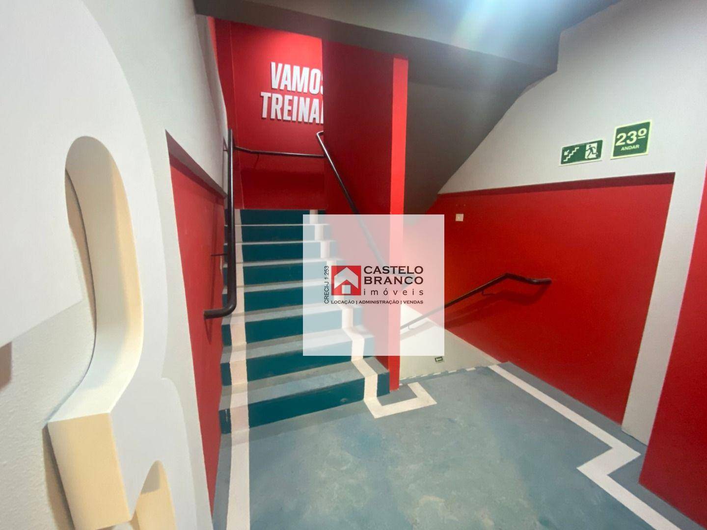 Apartamento à venda com 3 quartos, 210m² - Foto 16