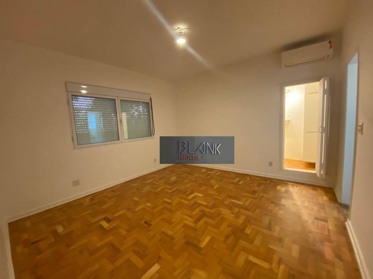 Apartamento à venda com 3 quartos, 187m² - Foto 9