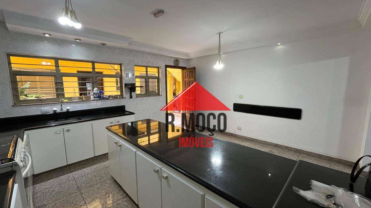 Sobrado à venda com 3 quartos, 148m² - Foto 10