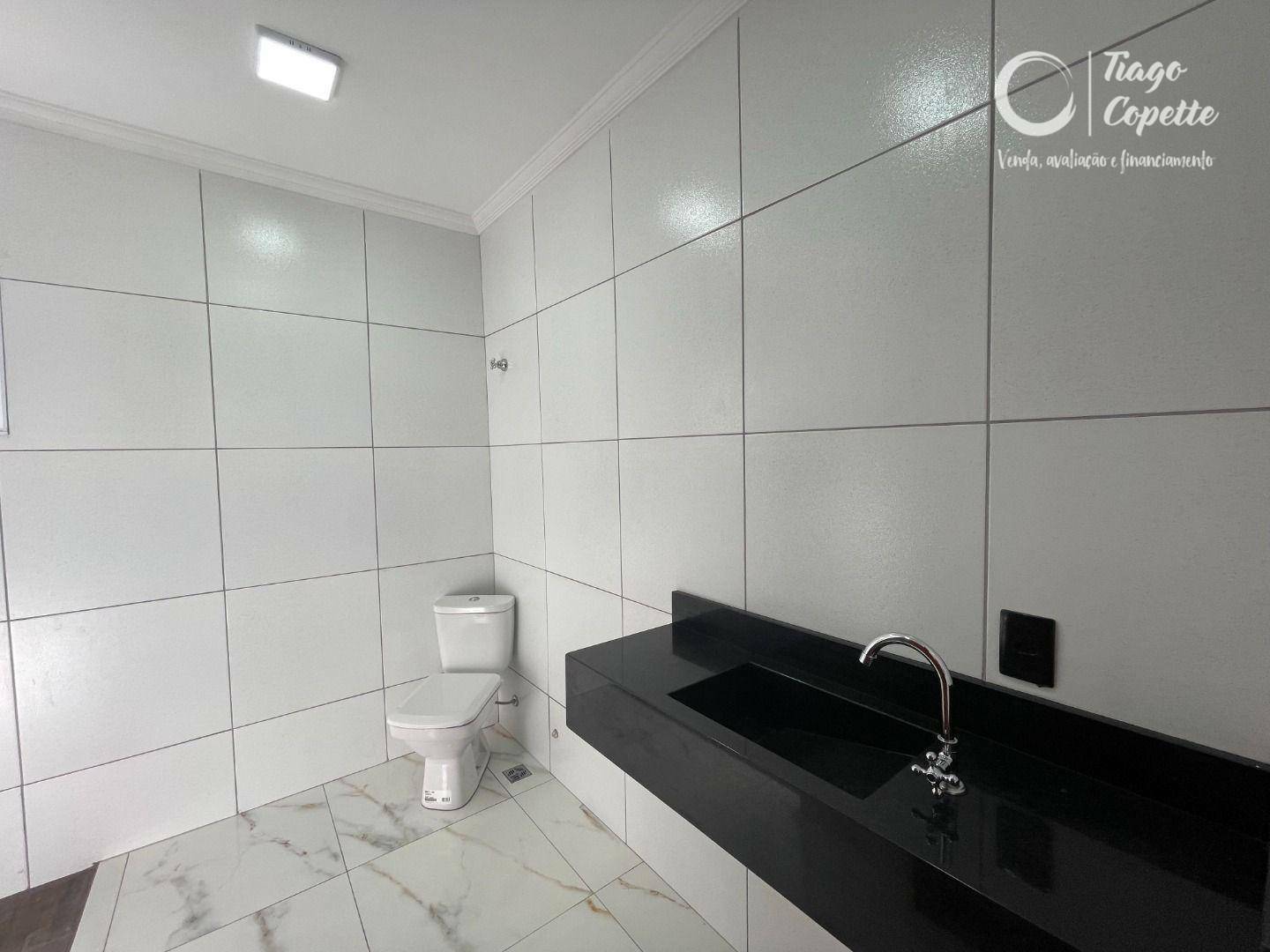 Casa à venda com 3 quartos, 90m² - Foto 13