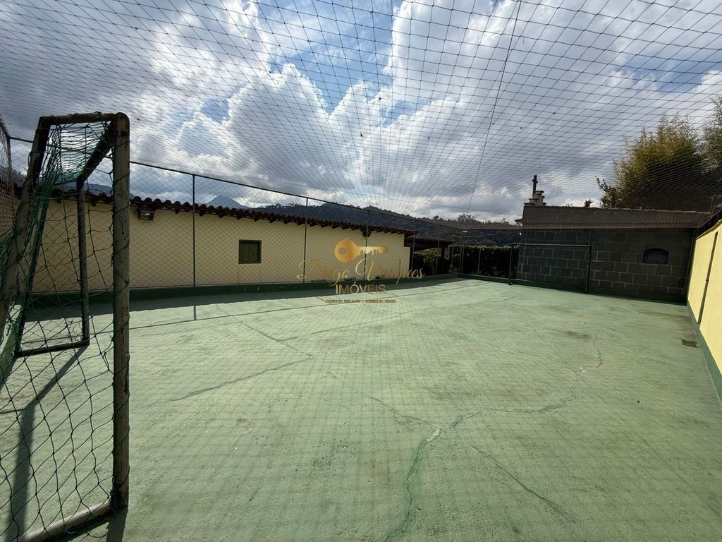 Casa à venda com 11 quartos, 1400m² - Foto 12