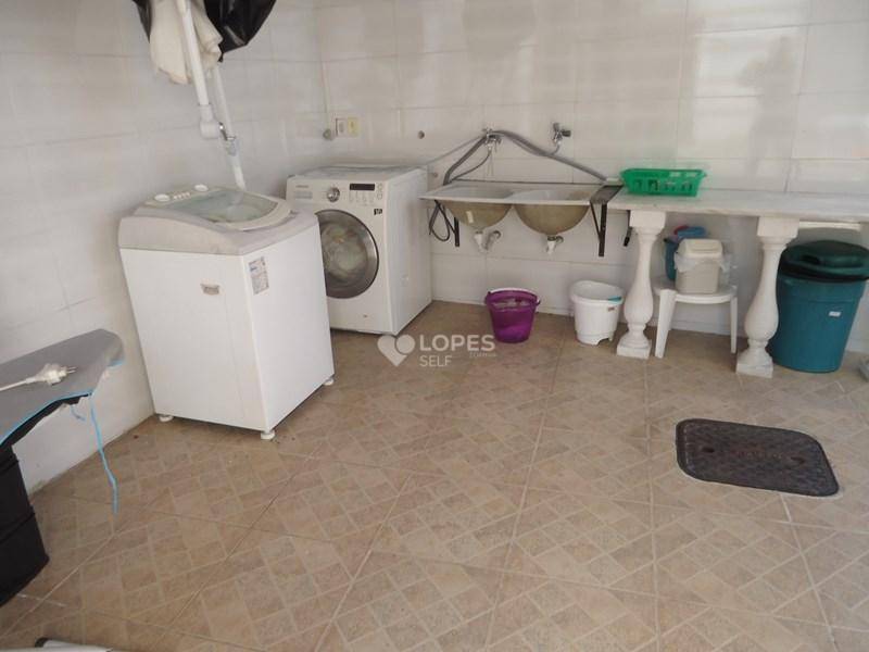 Casa à venda com 3 quartos, 200m² - Foto 17