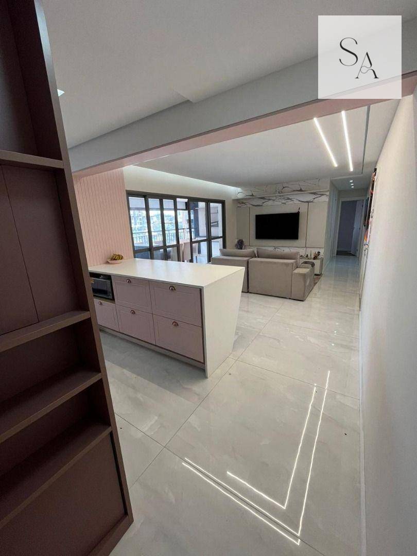 Apartamento à venda com 3 quartos, 121m² - Foto 19