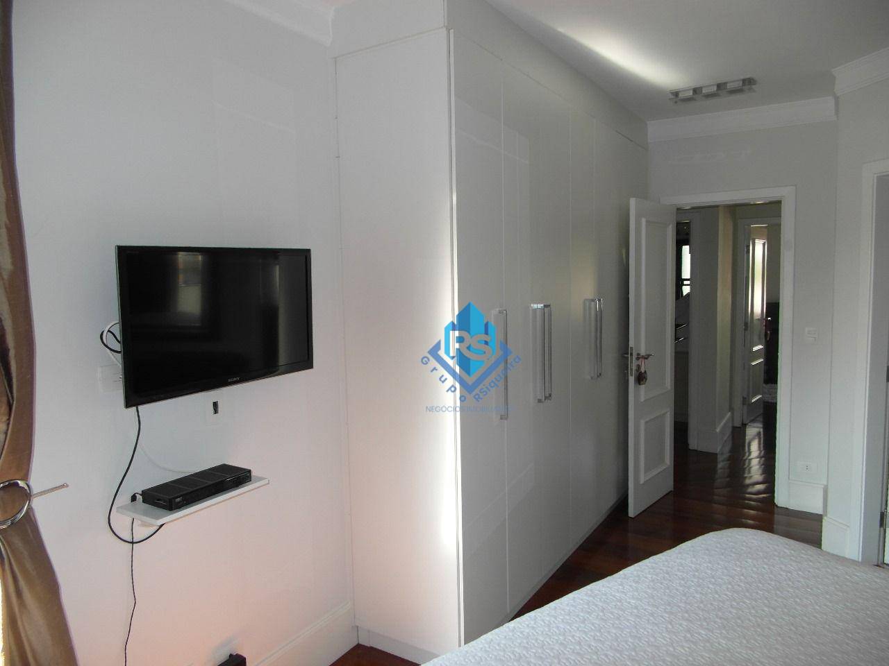 Apartamento à venda com 4 quartos, 150m² - Foto 11