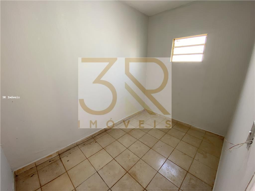 Casa à venda com 3 quartos, 270m² - Foto 18