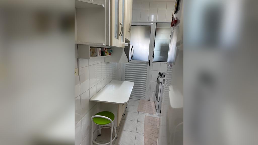 Apartamento à venda com 2 quartos, 61m² - Foto 6