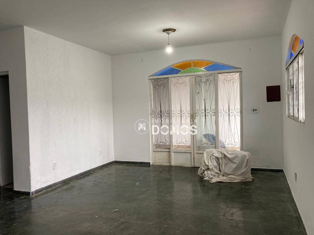 Casa à venda com 3 quartos, 250M2 - Foto 19