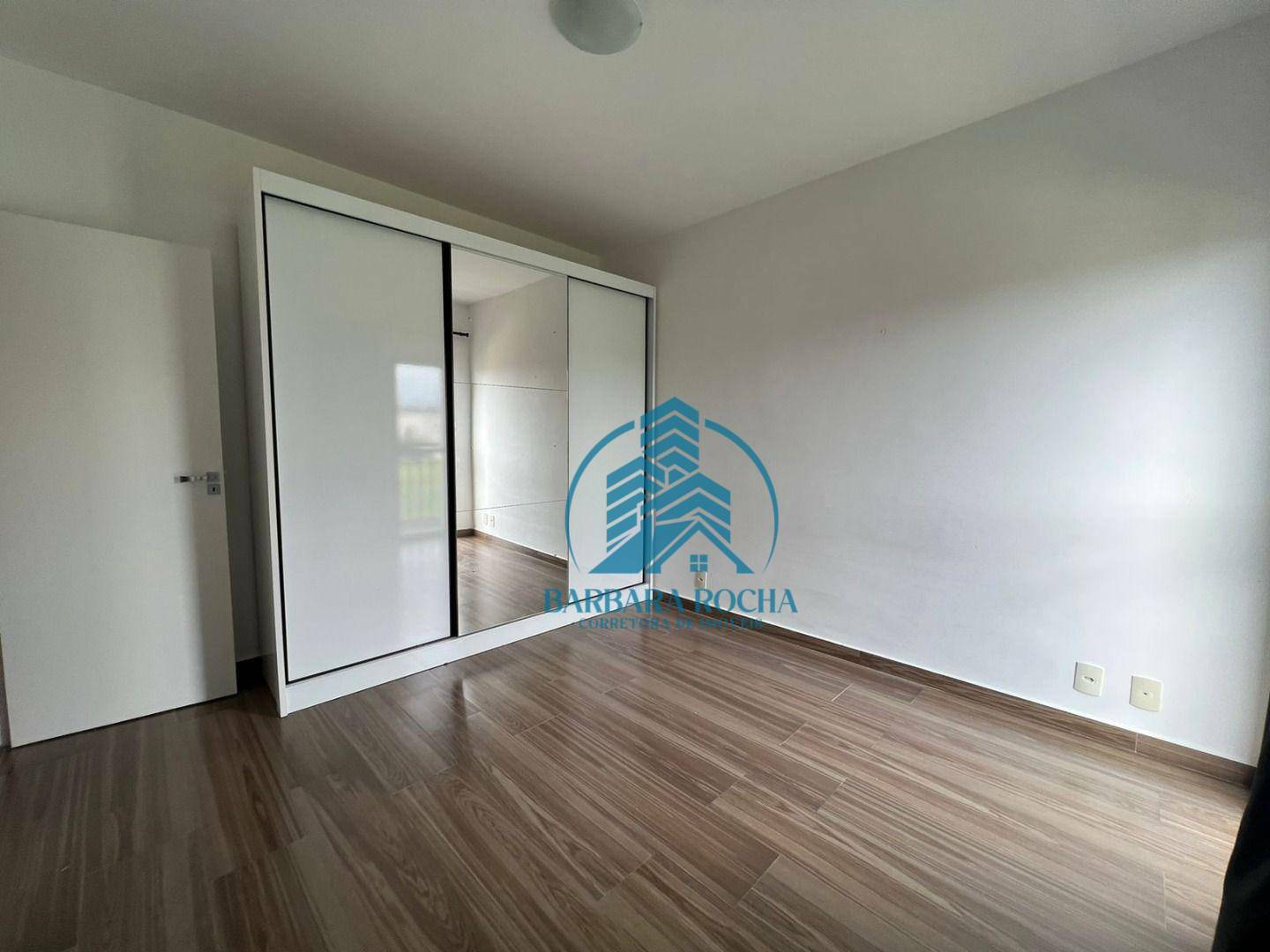 Apartamento à venda com 3 quartos, 85m² - Foto 18