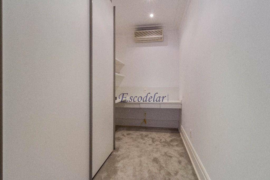 Apartamento para alugar com 3 quartos, 405m² - Foto 28