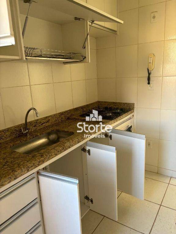 Apartamento à venda com 2 quartos, 65m² - Foto 1