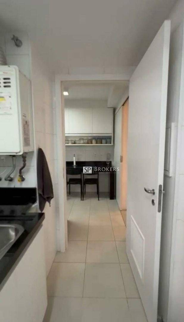 Apartamento à venda com 3 quartos, 151m² - Foto 25