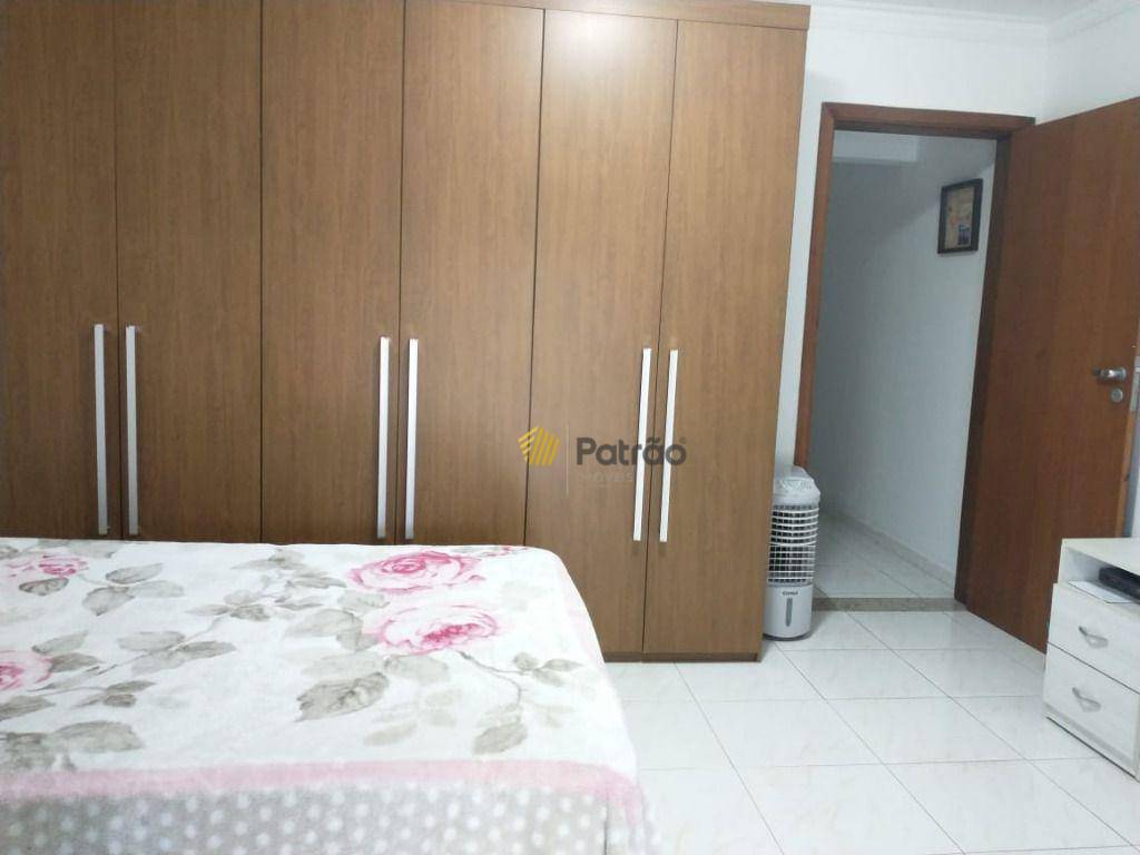 Sobrado à venda com 4 quartos, 215m² - Foto 17