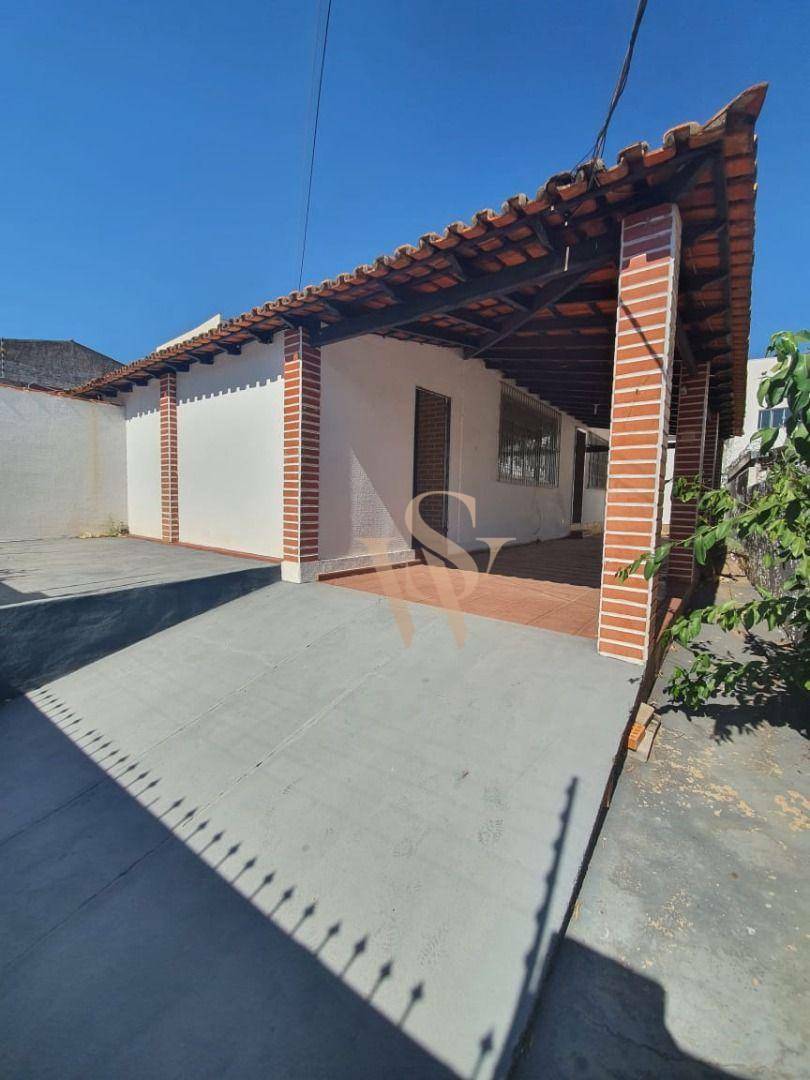 Casa à venda com 1 quarto, 266m² - Foto 1