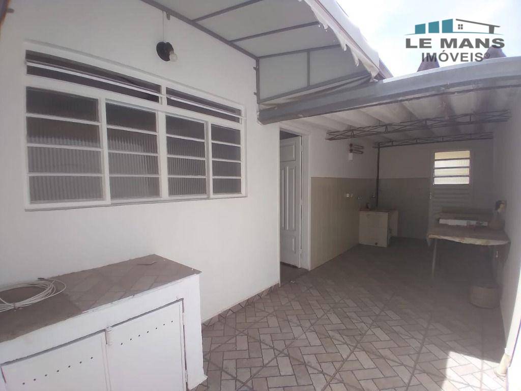 Casa à venda com 3 quartos, 180m² - Foto 39