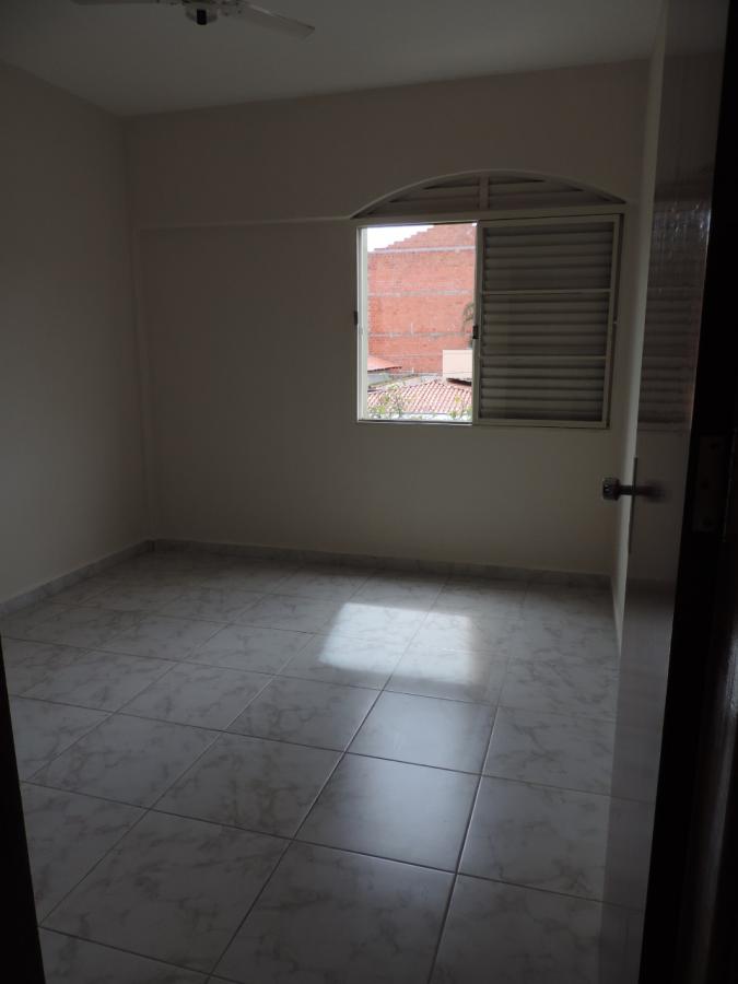 Apartamento à venda com 3 quartos, 132m² - Foto 4