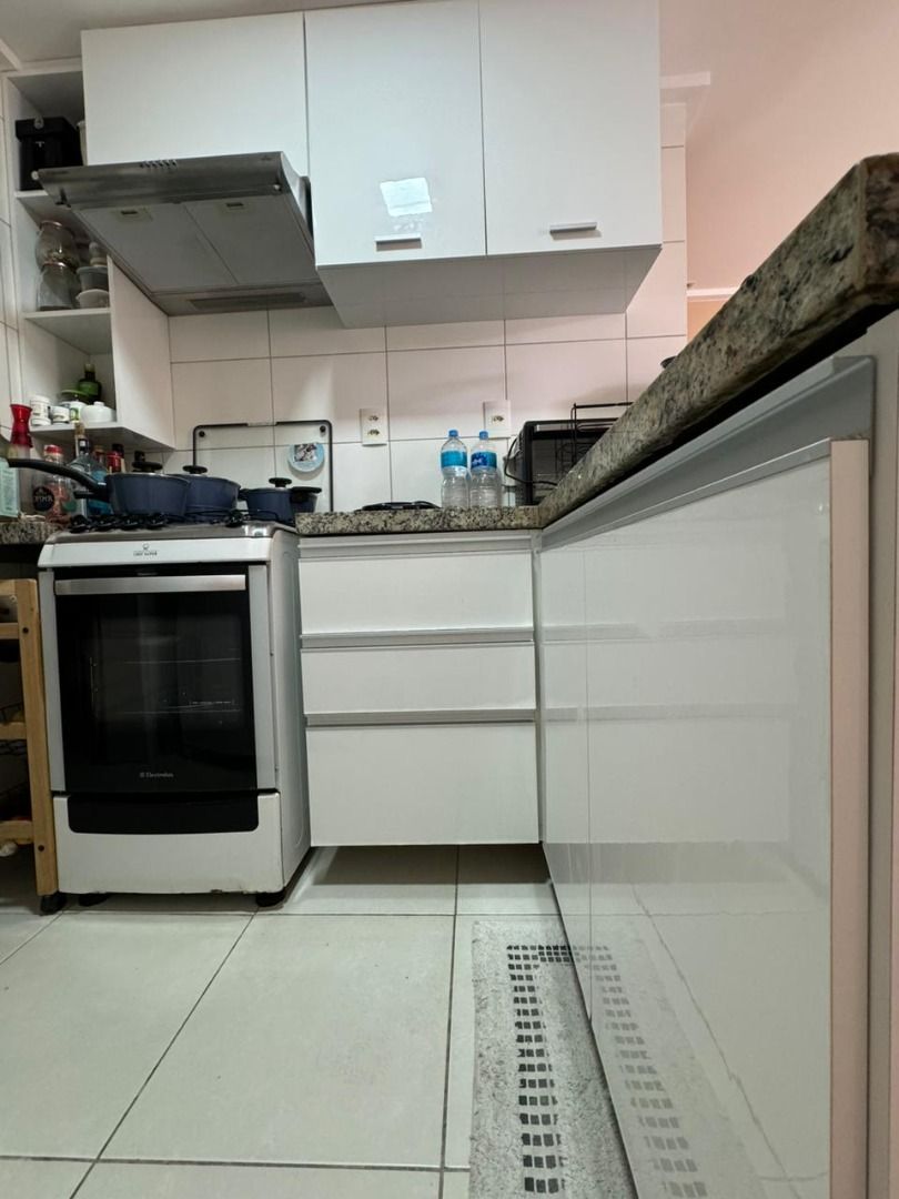 Apartamento à venda com 2 quartos, 67m² - Foto 9