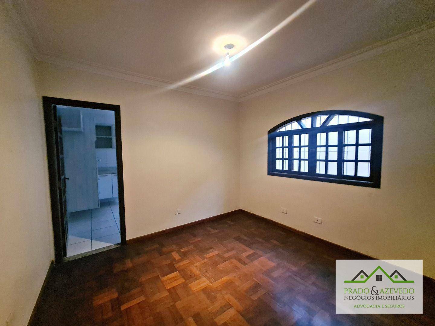 Casa à venda com 3 quartos, 202m² - Foto 3