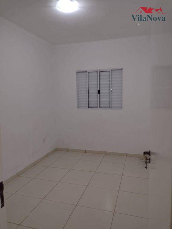 Casa à venda com 3 quartos, 120m² - Foto 2