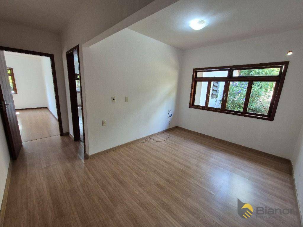 Casa para alugar com 3 quartos, 209m² - Foto 10