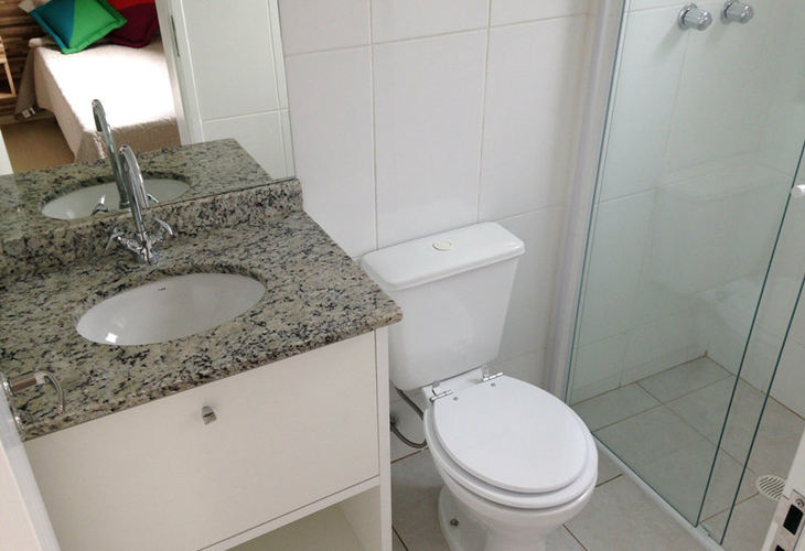 Apartamento à venda com 3 quartos, 71m² - Foto 2