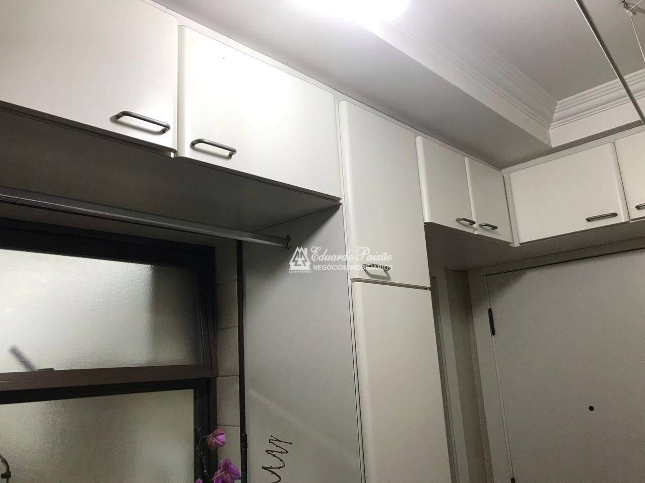 Apartamento à venda com 4 quartos, 230m² - Foto 10