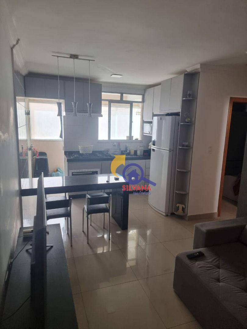 Apartamento à venda com 2 quartos, 61m² - Foto 4