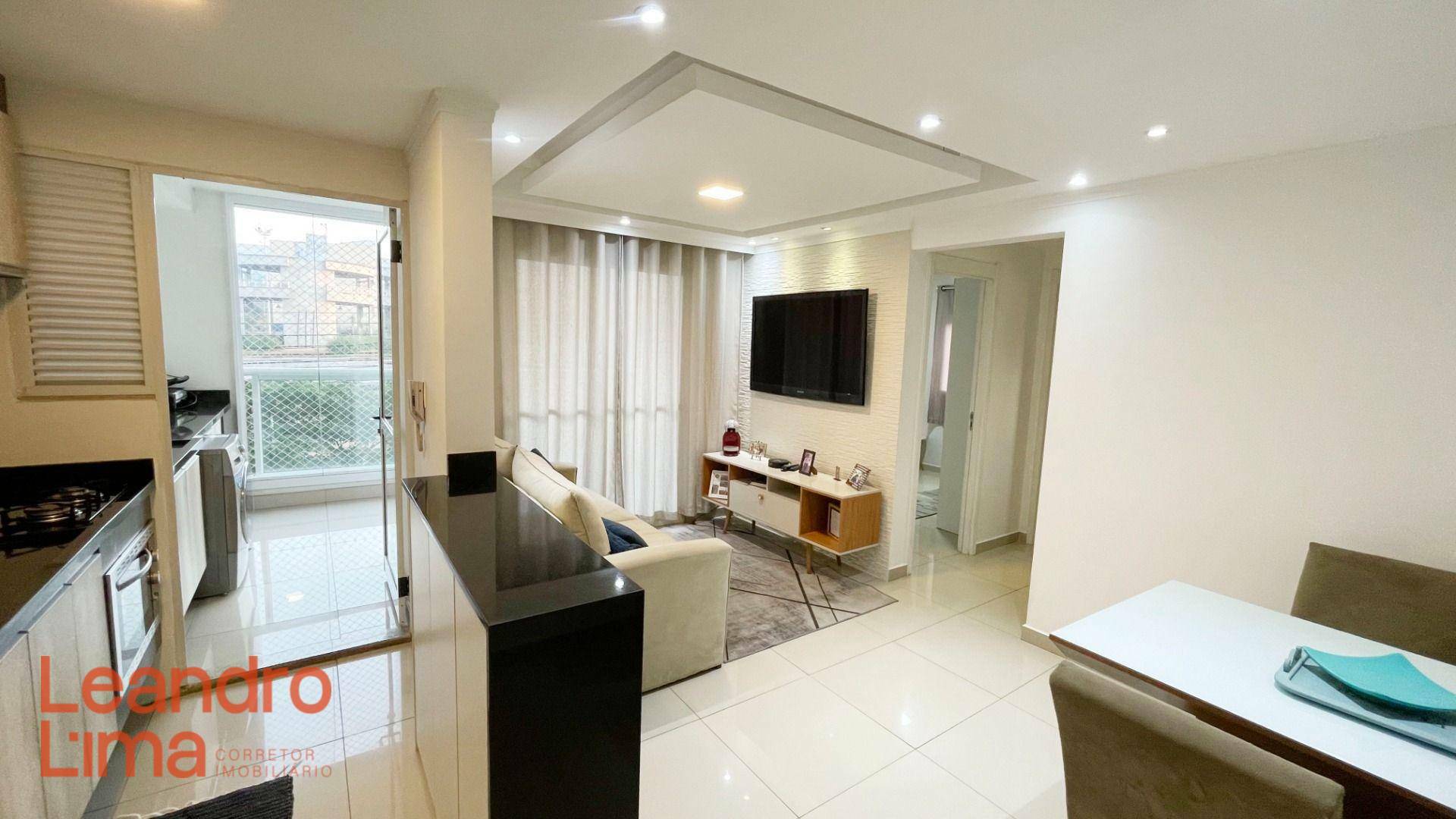 Apartamento à venda com 2 quartos, 61m² - Foto 1