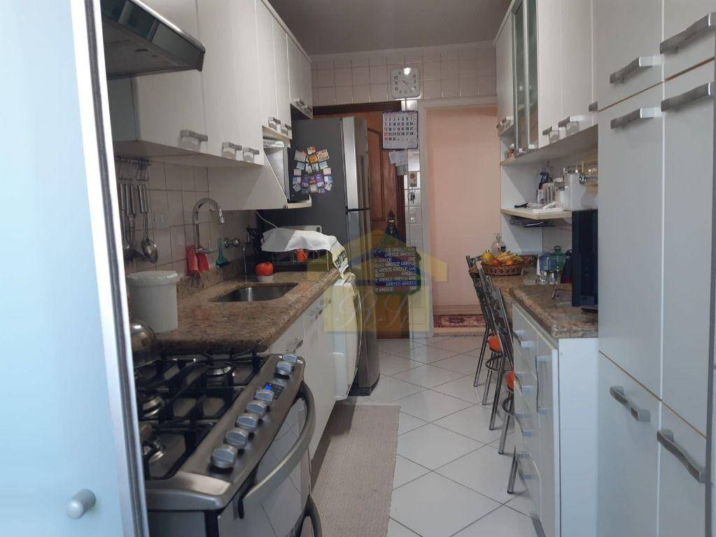 Apartamento à venda com 3 quartos, 80m² - Foto 10