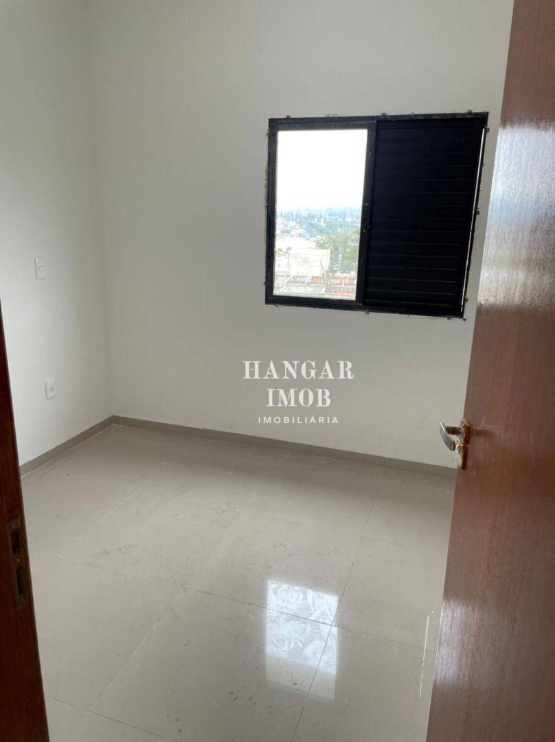 Apartamento à venda com 2 quartos, 40m² - Foto 25