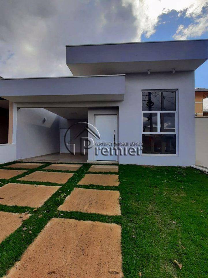 Casa à venda com 3 quartos, 105m² - Foto 1