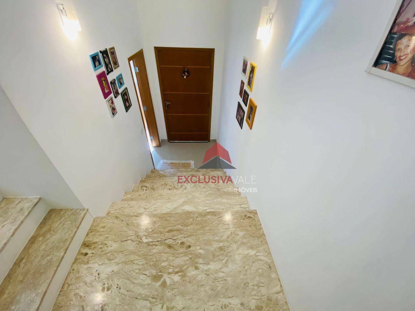 Casa de Condomínio à venda com 4 quartos, 330m² - Foto 7