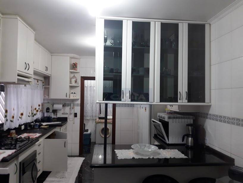 Sobrado à venda com 3 quartos, 202m² - Foto 15