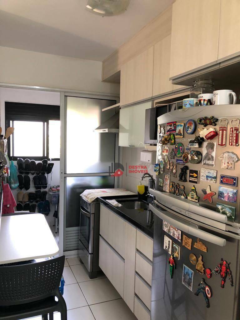 Apartamento à venda com 3 quartos, 67m² - Foto 6