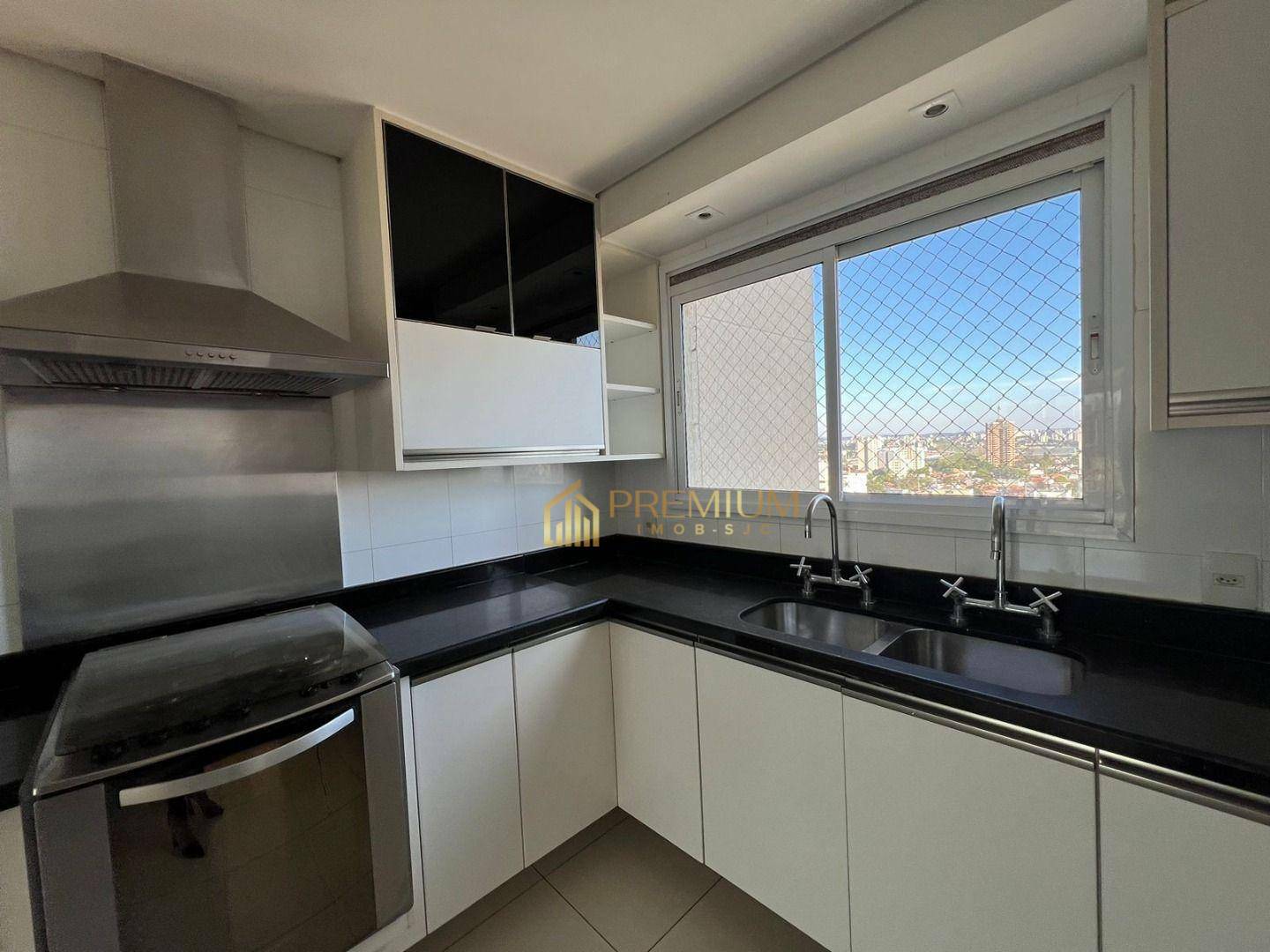 Apartamento à venda com 4 quartos, 233m² - Foto 24