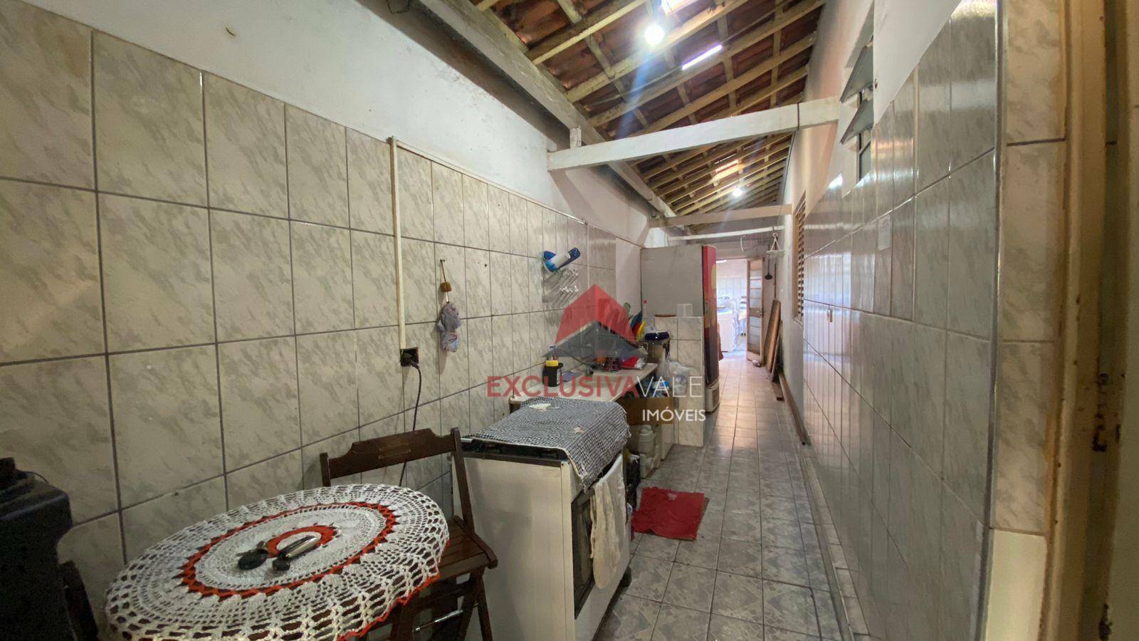 Casa à venda com 2 quartos, 118m² - Foto 4