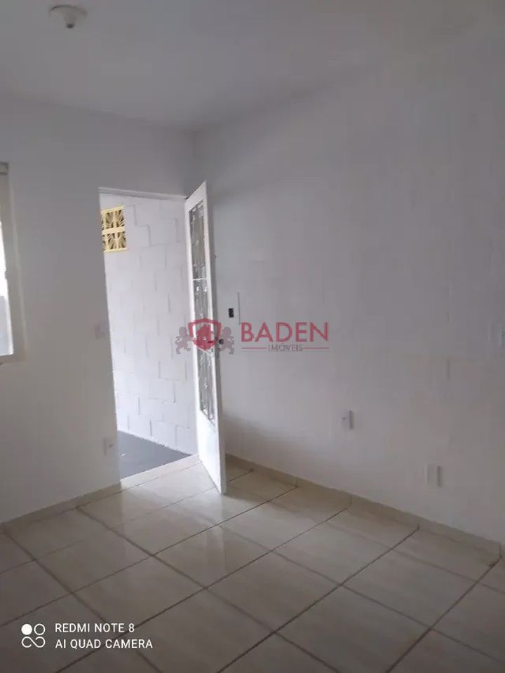 Casa de Condomínio à venda com 2 quartos, 70m² - Foto 4