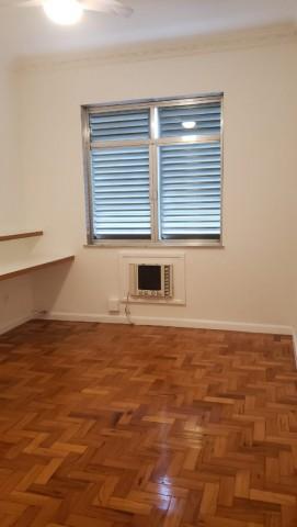 Apartamento para alugar com 3 quartos, 122m² - Foto 6